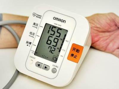 为什么开始高血压，最后却成尿毒症?高血压到尿毒症有多远?